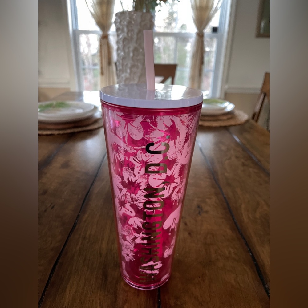 Starbucks venti cup. Washington DC.